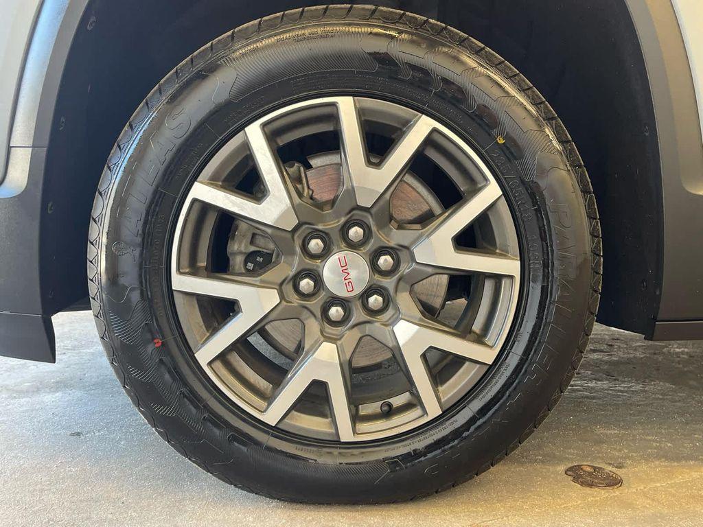 used 2021 GMC Acadia car, priced at $25,998