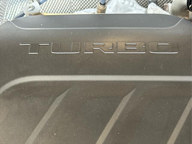 new 2025 Buick Envista car, priced at $27,280