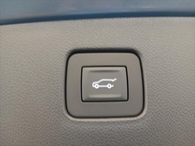 new 2025 Buick Envista car, priced at $26,392