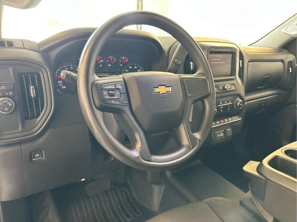 used 2024 Chevrolet Silverado 1500 car, priced at $28,900