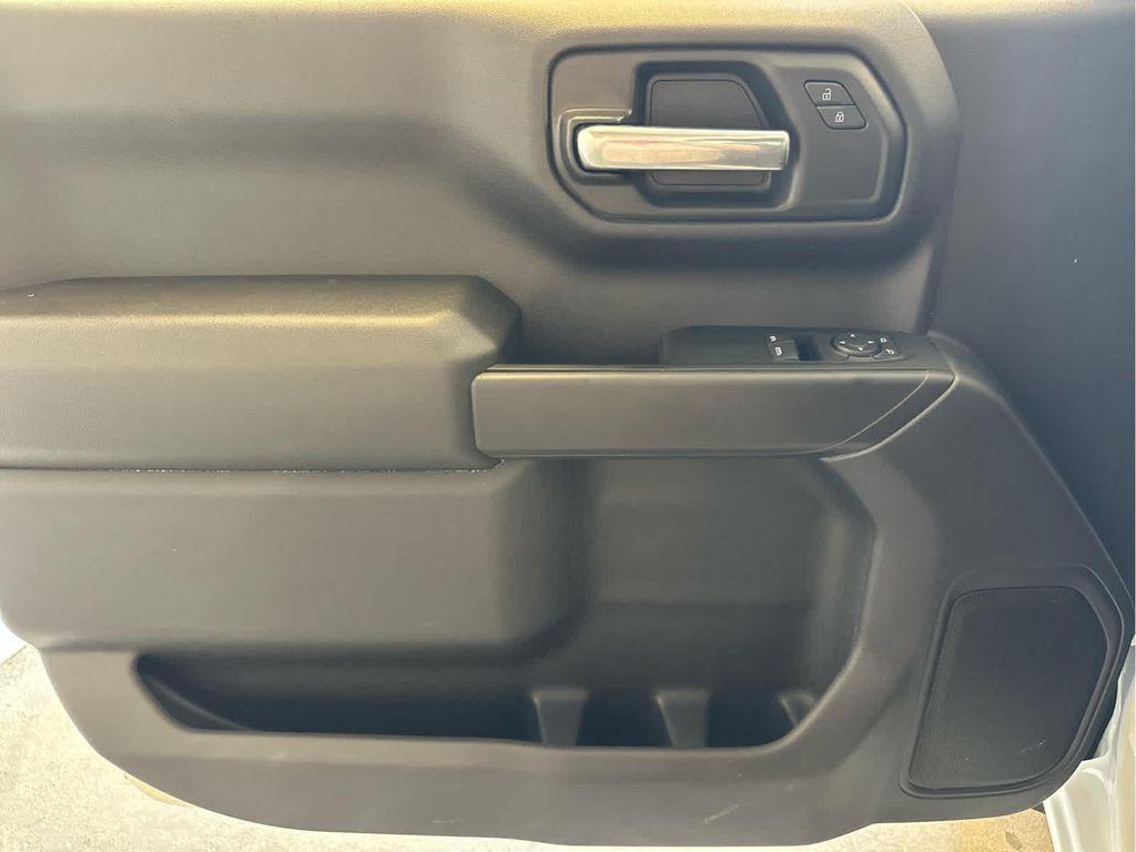 used 2024 Chevrolet Silverado 1500 car, priced at $28,900