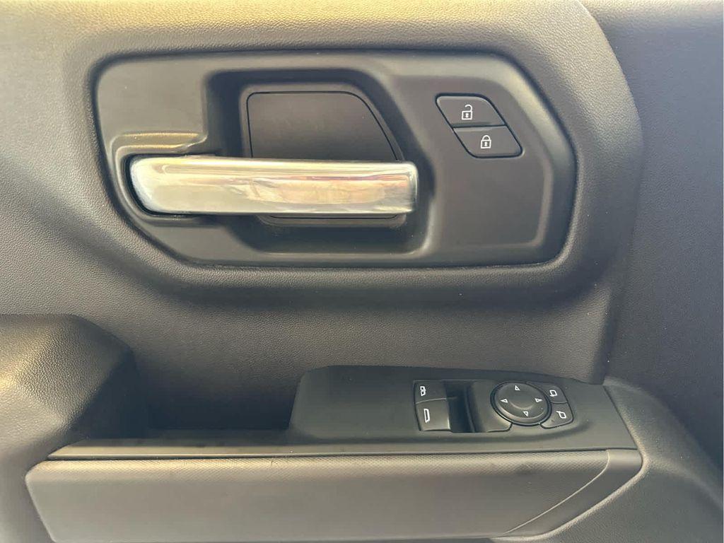 used 2024 Chevrolet Silverado 1500 car, priced at $28,900