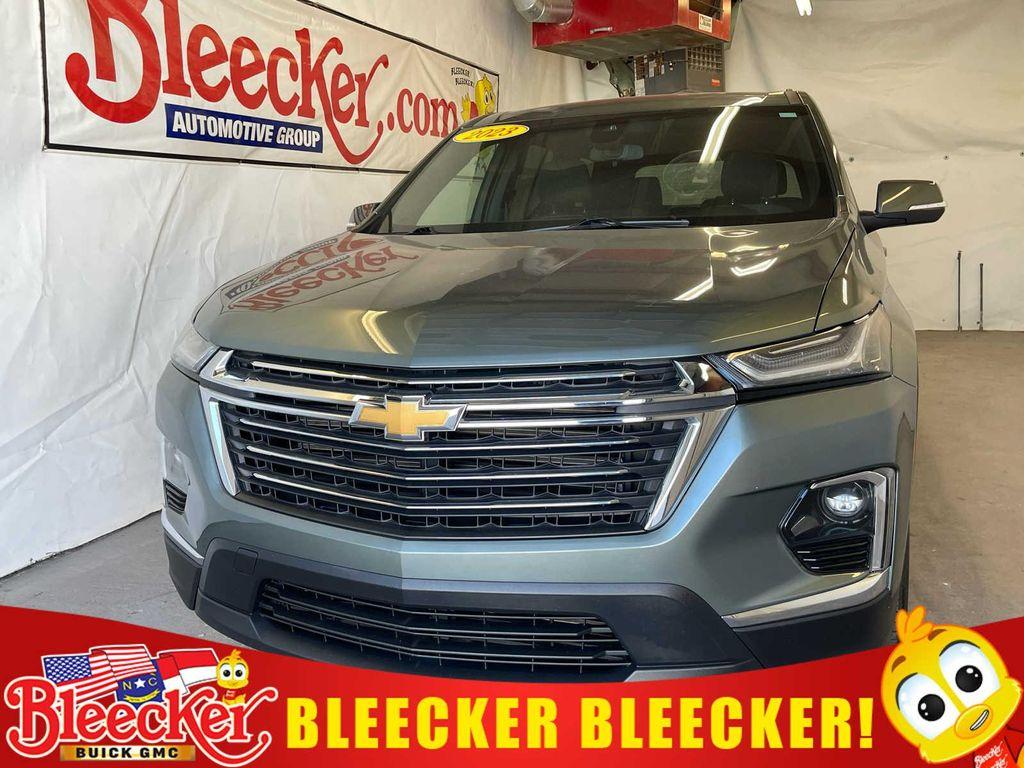 used 2023 Chevrolet Traverse car, priced at $32,001