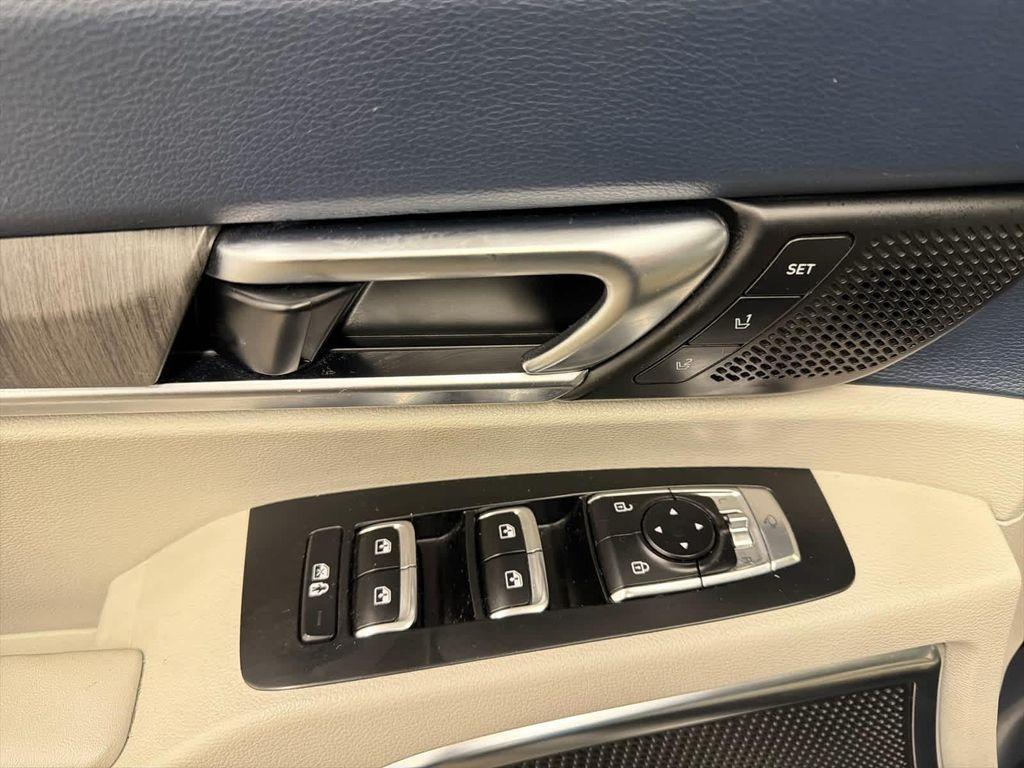 used 2023 Kia Telluride car, priced at $34,595