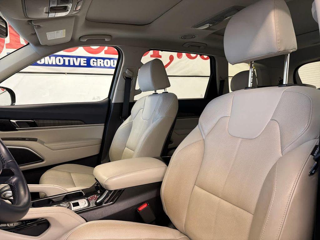used 2023 Kia Telluride car, priced at $34,595