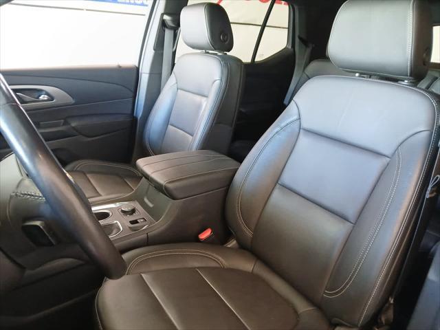 used 2022 Chevrolet Traverse car, priced at $25,000