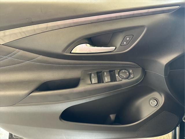 new 2025 Buick Envista car, priced at $29,315