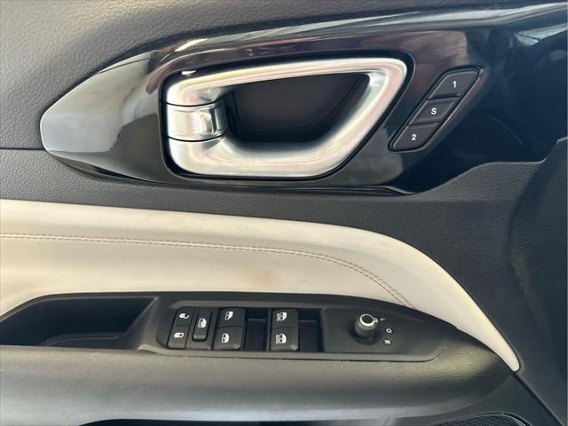 used 2022 Jeep Compass car, priced at $24,489