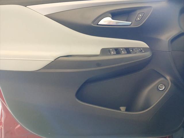 new 2025 Buick Envista car, priced at $26,920