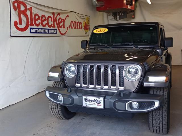 used 2021 Jeep Wrangler Unlimited car, priced at $33,988