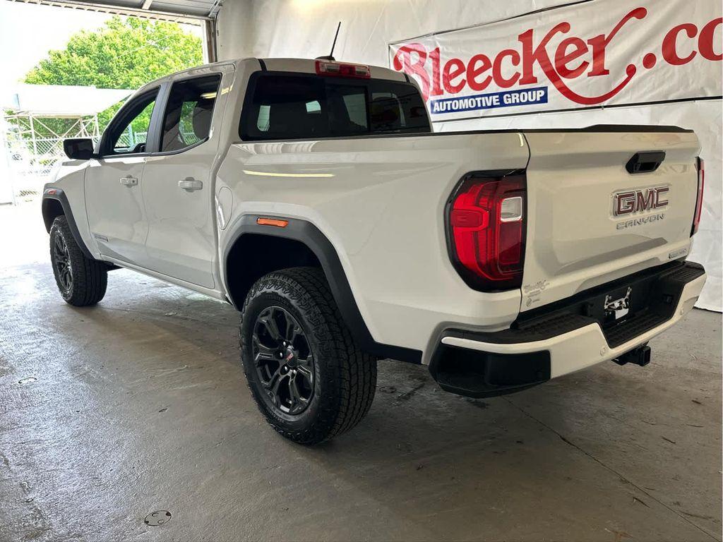 new 2025 GMC Canyon car, priced at $40,772