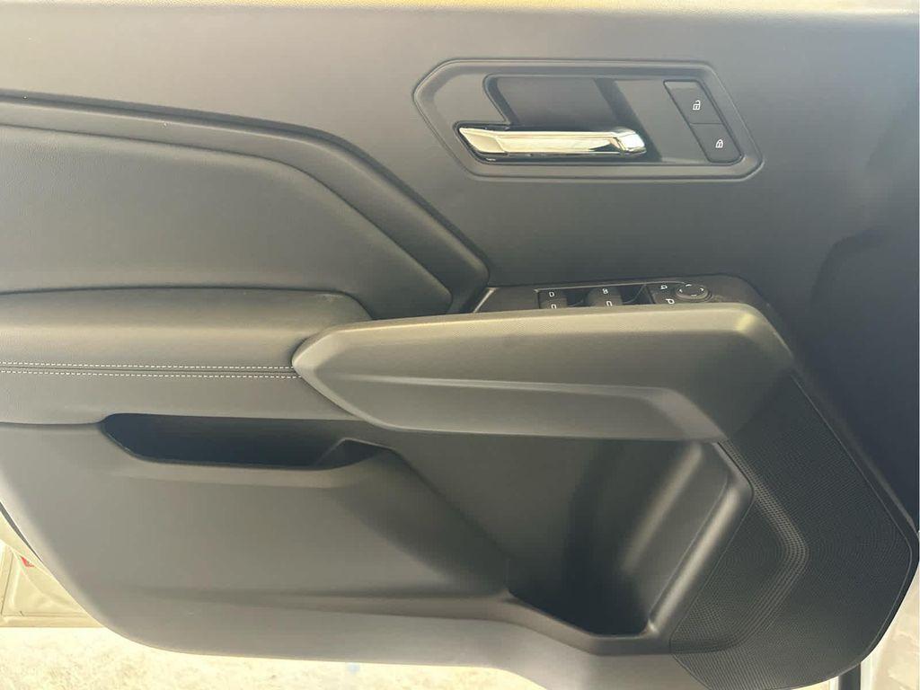 new 2025 GMC Canyon car, priced at $40,772