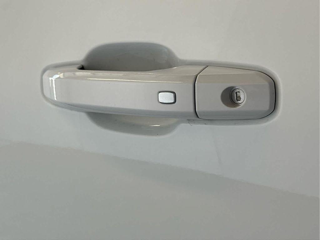 new 2025 GMC Canyon car, priced at $40,772