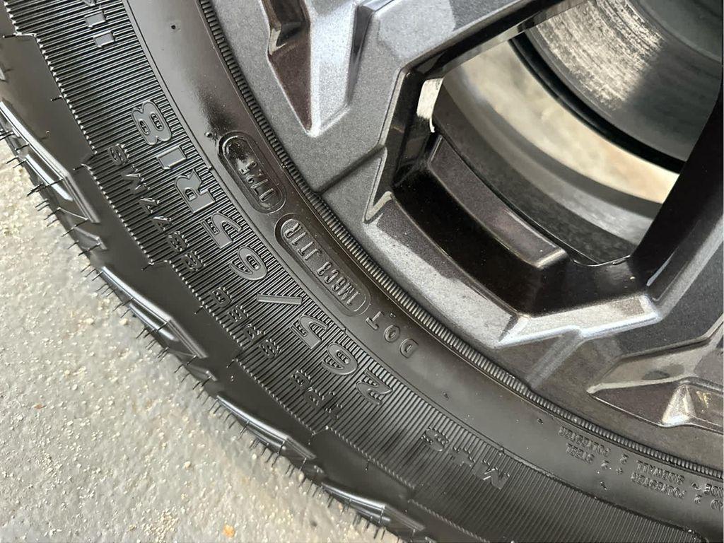 new 2025 GMC Canyon car, priced at $40,772