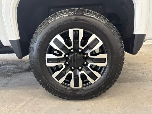 new 2025 GMC Sierra 2500 car, priced at $96,905