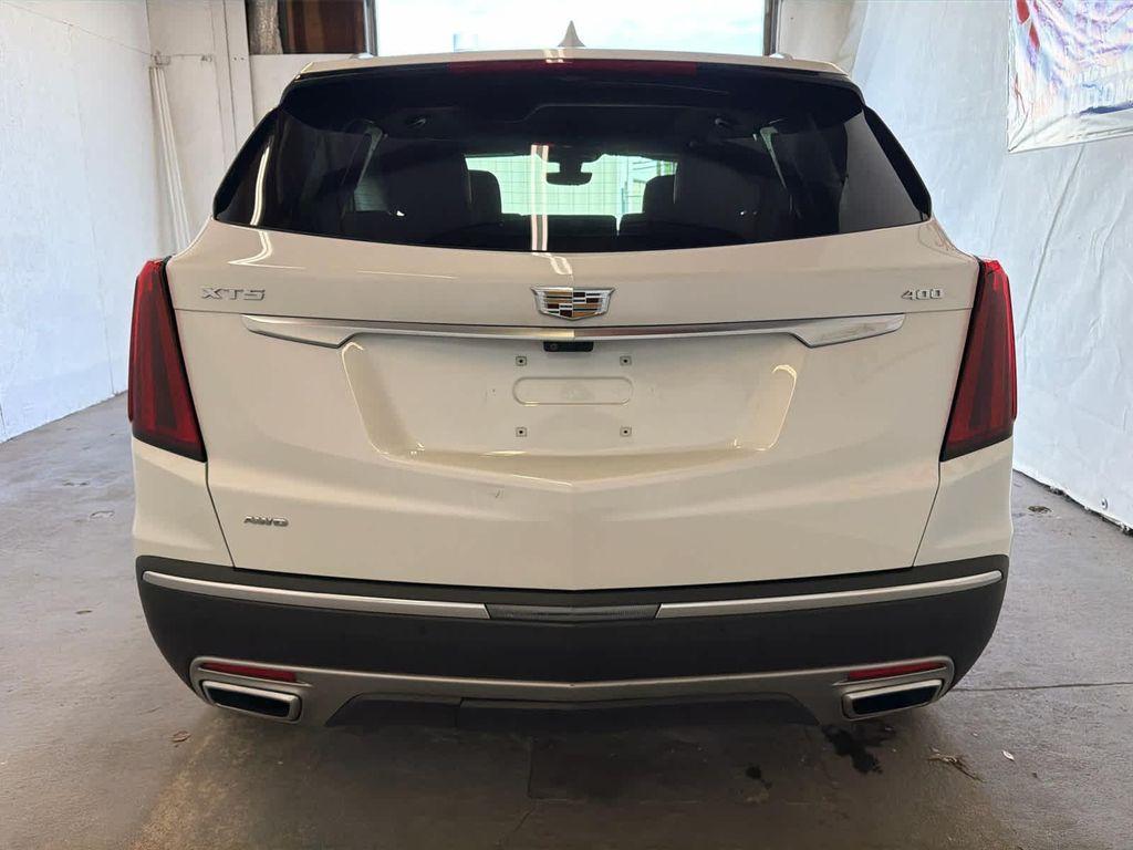 used 2021 Cadillac XT5 car, priced at $32,800