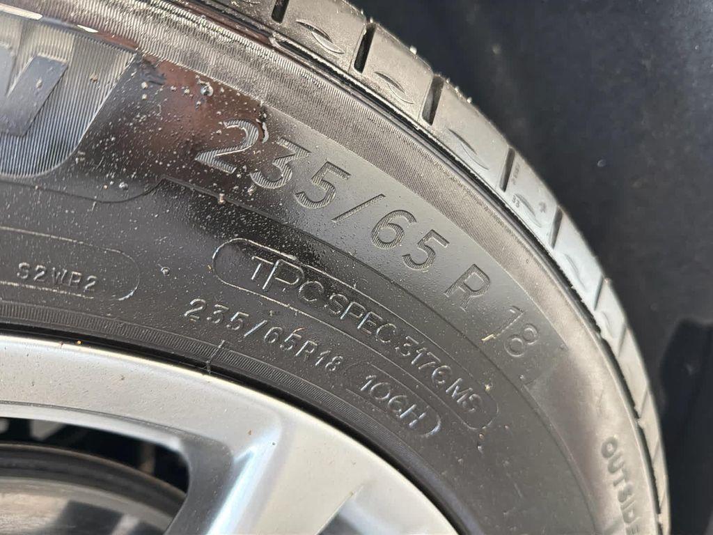 used 2021 Cadillac XT5 car, priced at $32,800