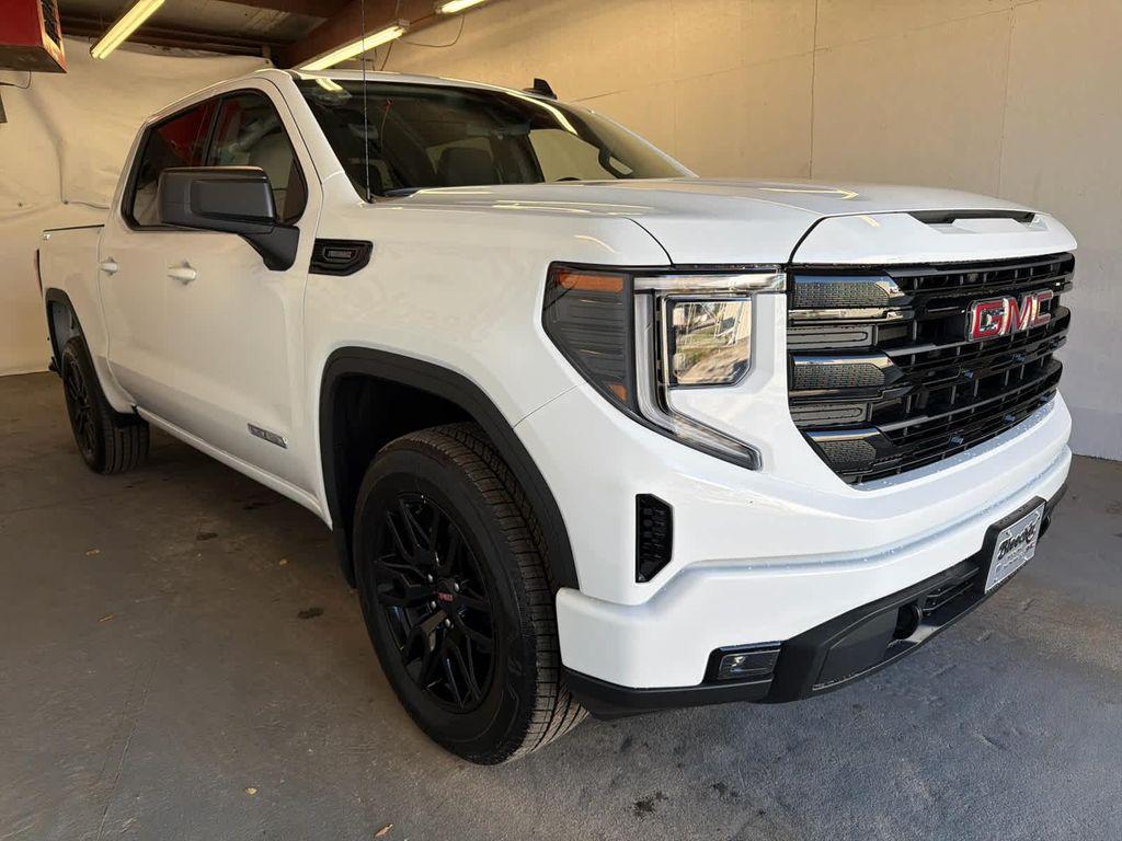 new 2026 GMC Sierra 1500 car, priced at $55,995