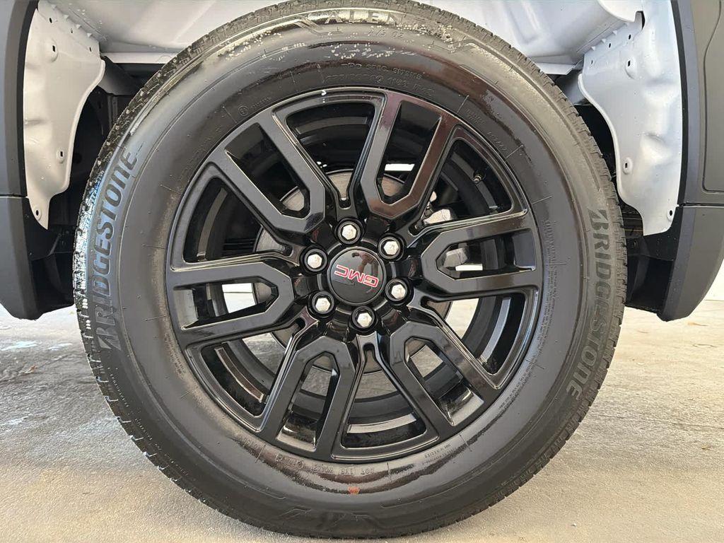 new 2026 GMC Sierra 1500 car, priced at $55,995