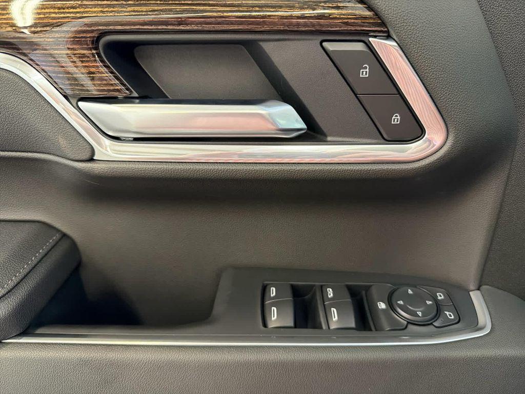 new 2026 GMC Sierra 1500 car, priced at $55,995