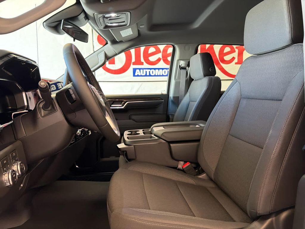 new 2026 GMC Sierra 1500 car, priced at $55,995