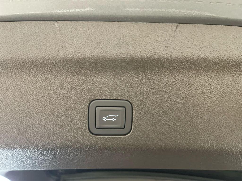 new 2025 GMC Yukon car, priced at $73,500