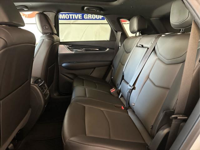 used 2022 Cadillac XT5 car, priced at $35,995