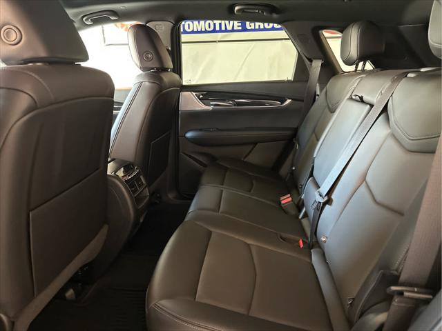 used 2022 Cadillac XT5 car, priced at $35,995