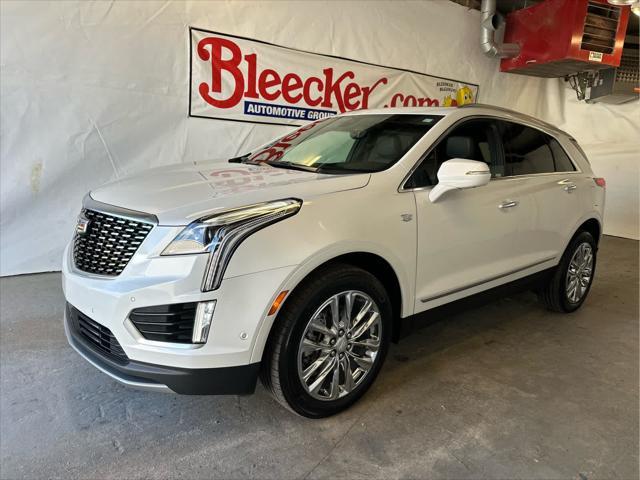 used 2022 Cadillac XT5 car, priced at $35,995
