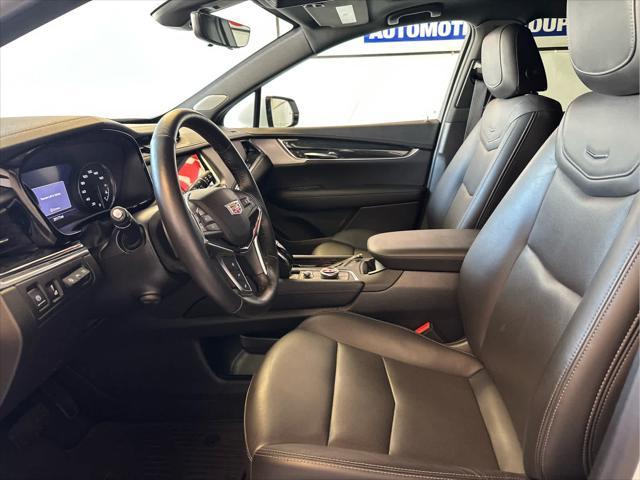 used 2022 Cadillac XT5 car, priced at $35,995