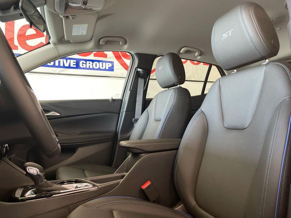 new 2026 Buick Encore GX car, priced at $31,220