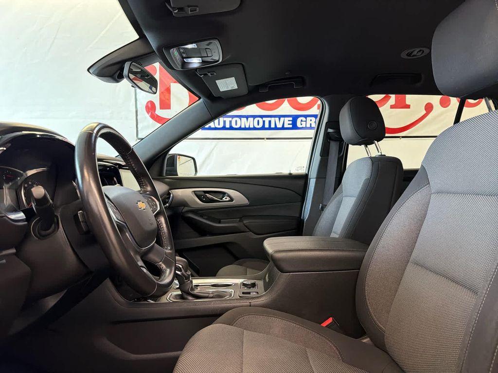used 2022 Chevrolet Traverse car, priced at $26,988