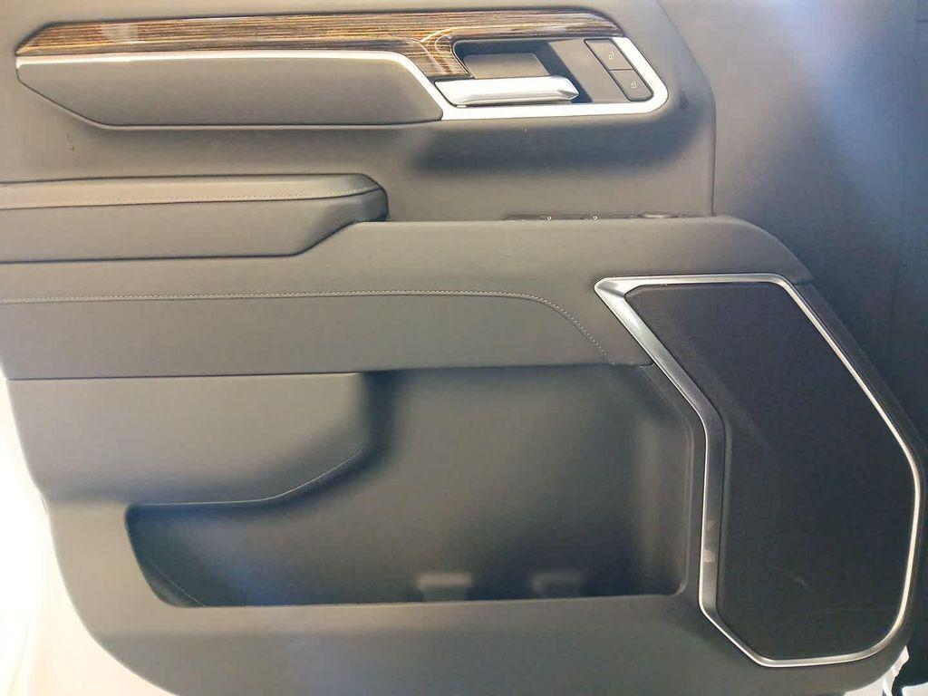 new 2025 GMC Sierra 2500 car, priced at $68,500