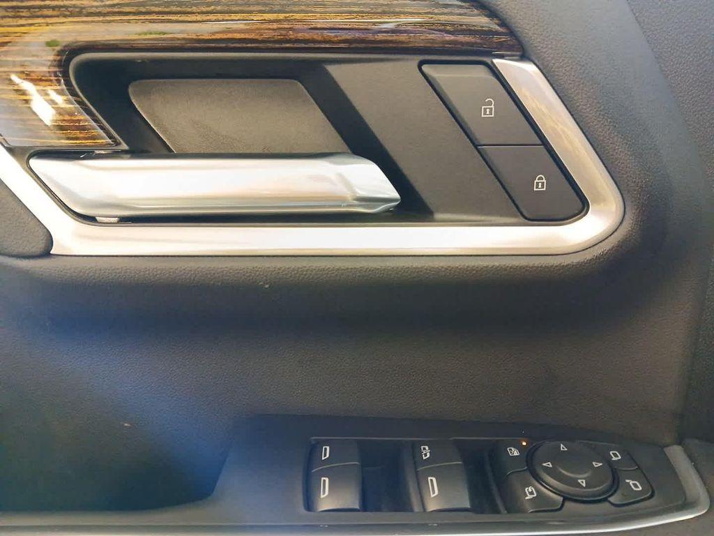 new 2025 GMC Sierra 2500 car, priced at $68,500