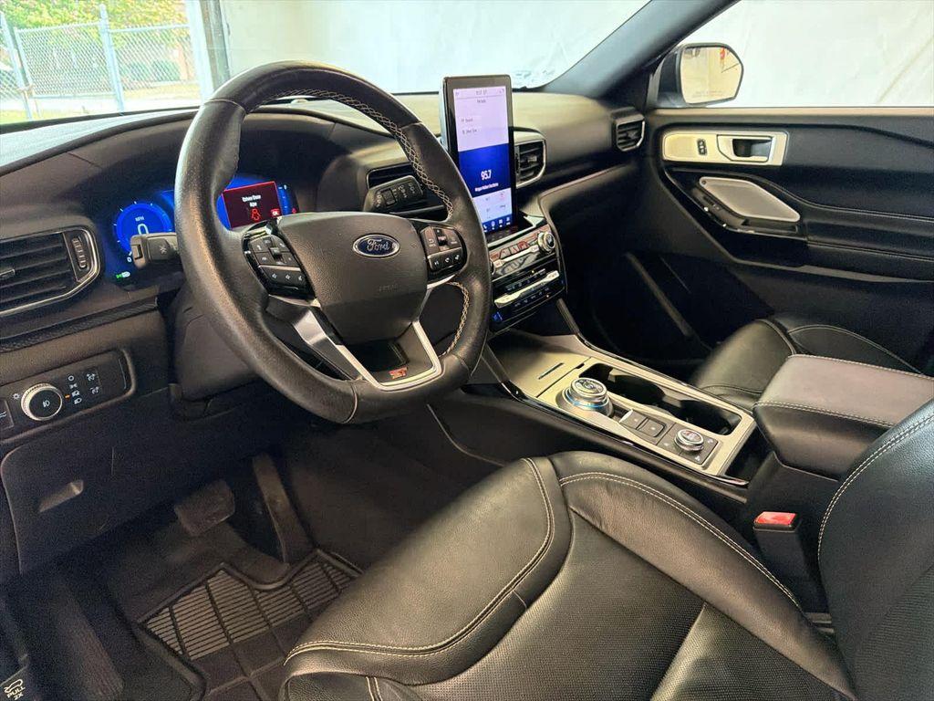 used 2022 Ford Explorer car, priced at $37,992