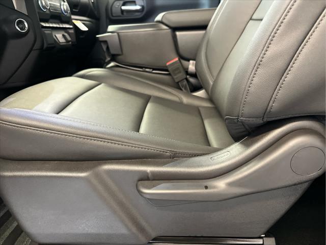 new 2025 GMC Sierra 1500 car, priced at $44,125
