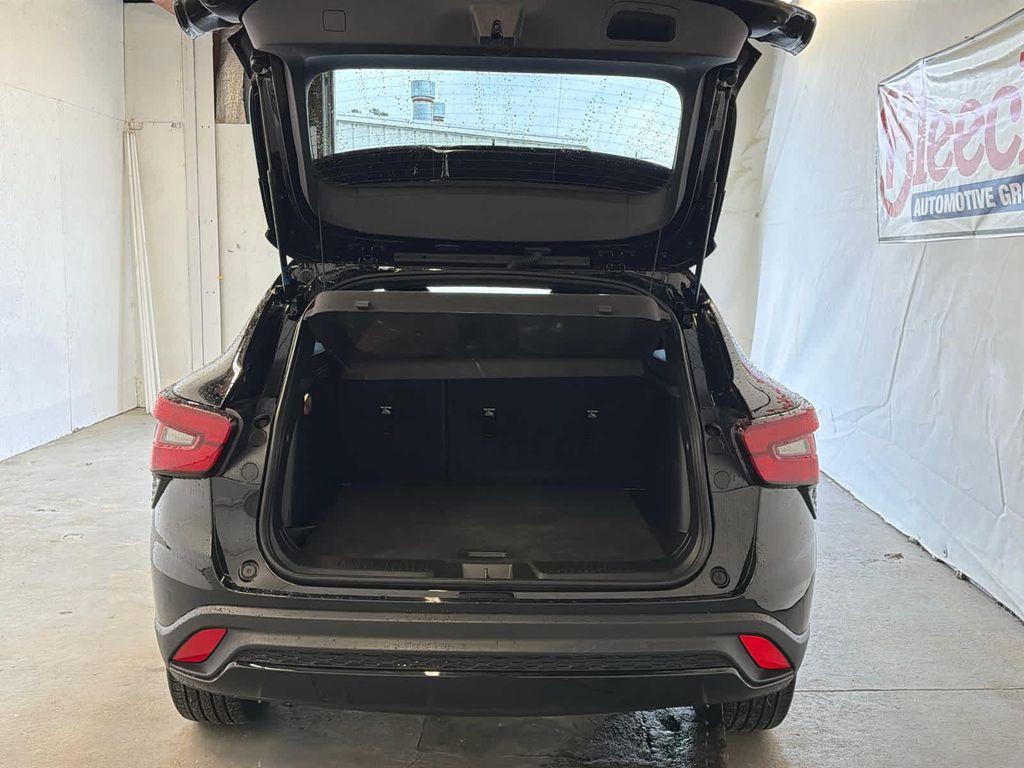 used 2024 Chevrolet Trax car, priced at $23,797