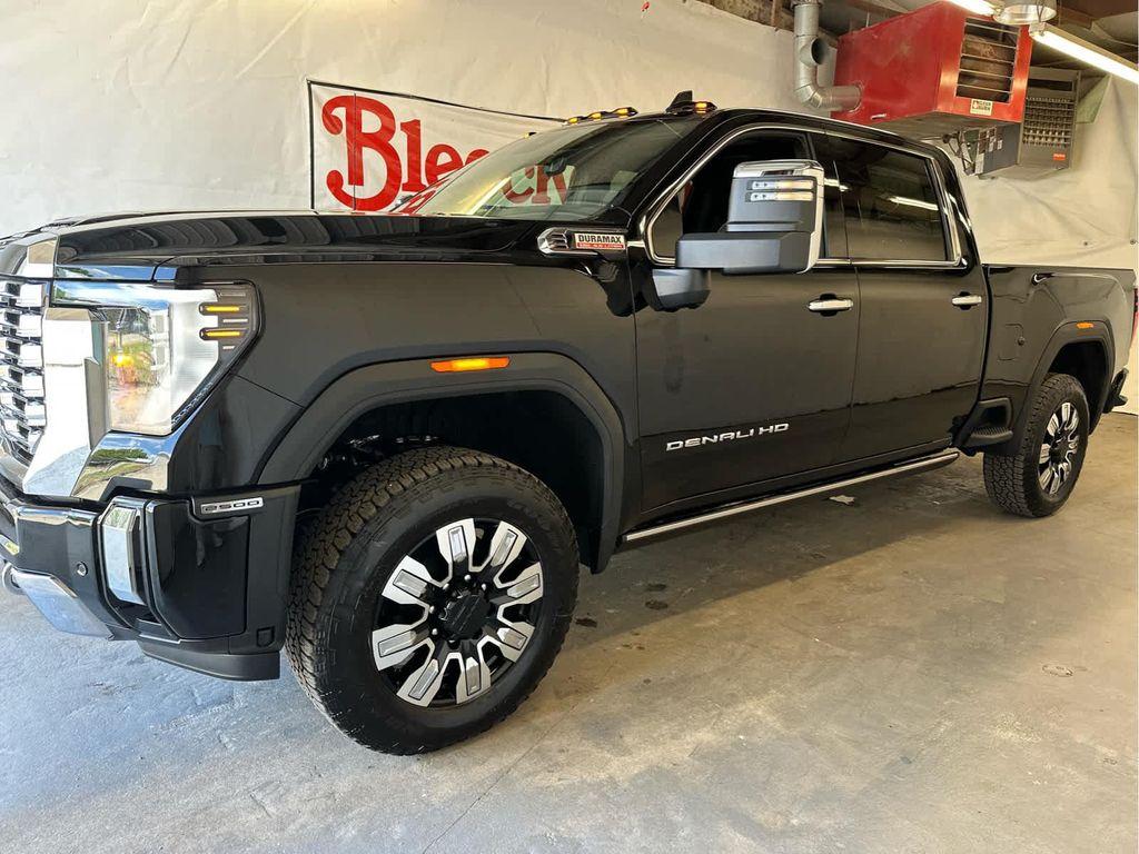 new 2025 GMC Sierra 2500 car, priced at $85,975