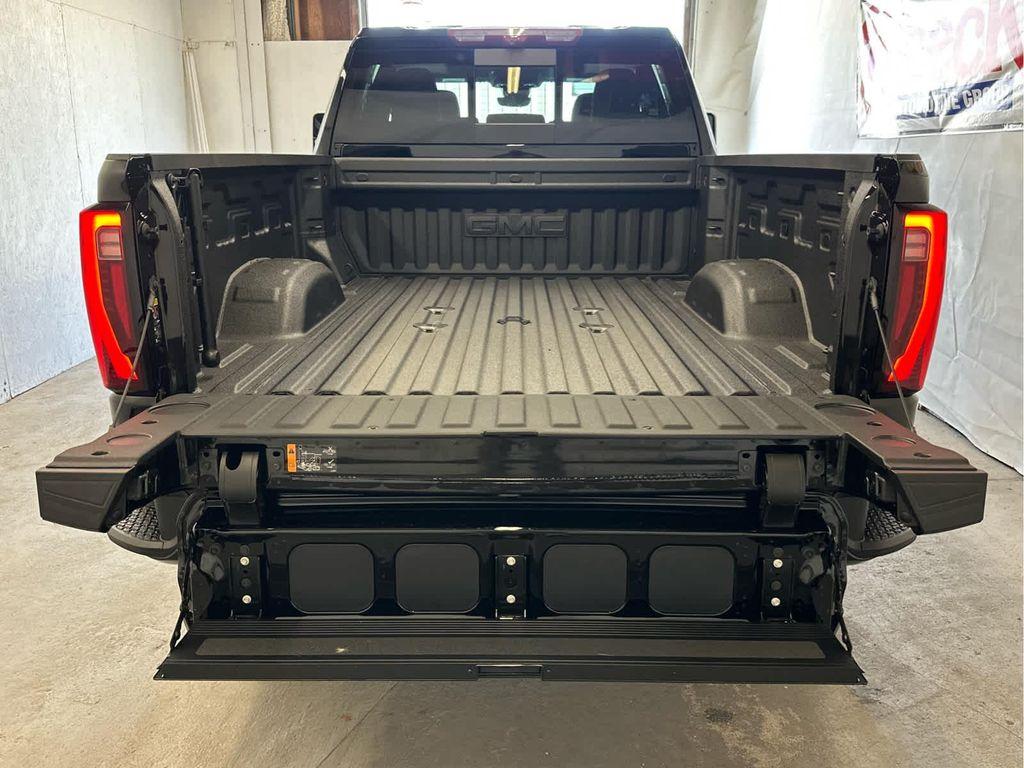 new 2025 GMC Sierra 2500 car, priced at $85,975