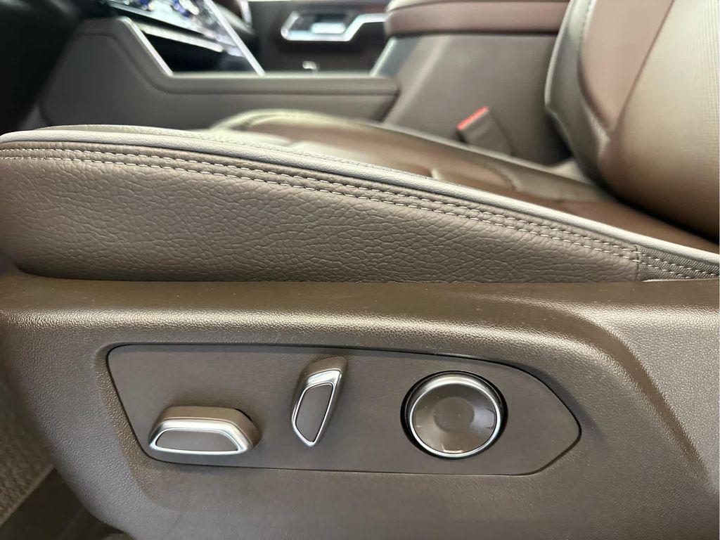 new 2025 GMC Sierra 2500 car, priced at $85,975