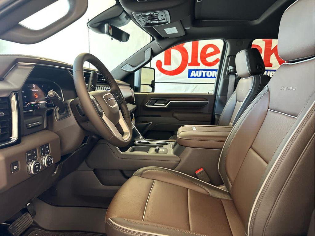 new 2025 GMC Sierra 2500 car, priced at $85,975