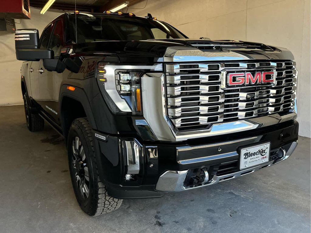 new 2025 GMC Sierra 2500 car, priced at $85,975