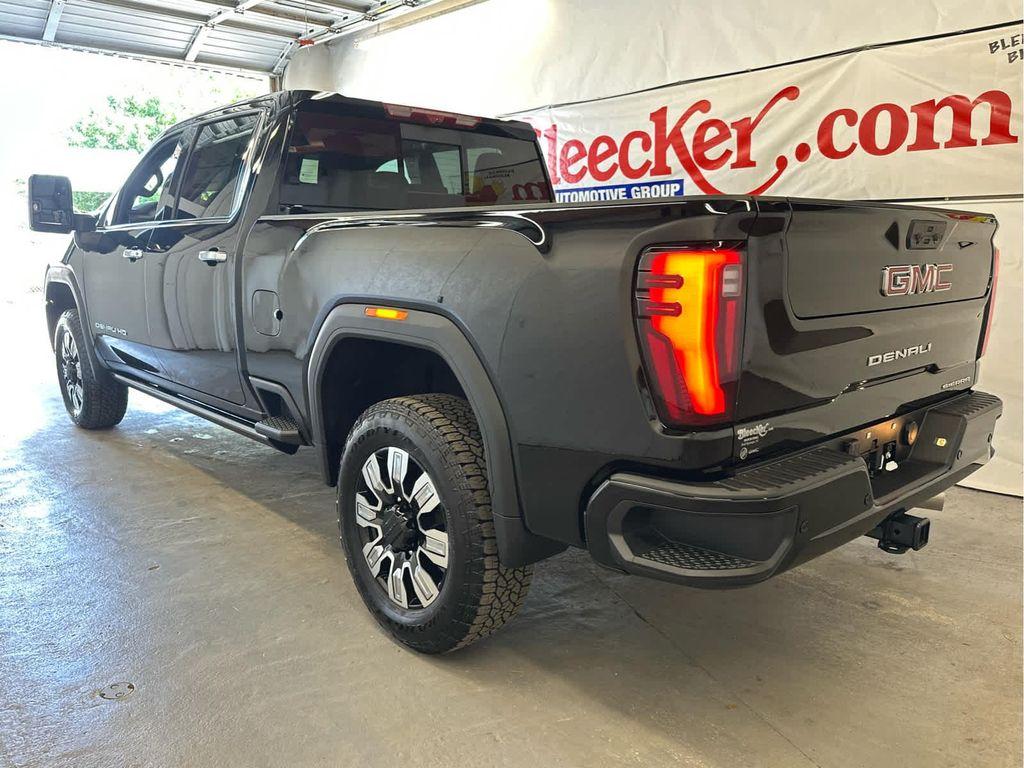 new 2025 GMC Sierra 2500 car, priced at $85,975
