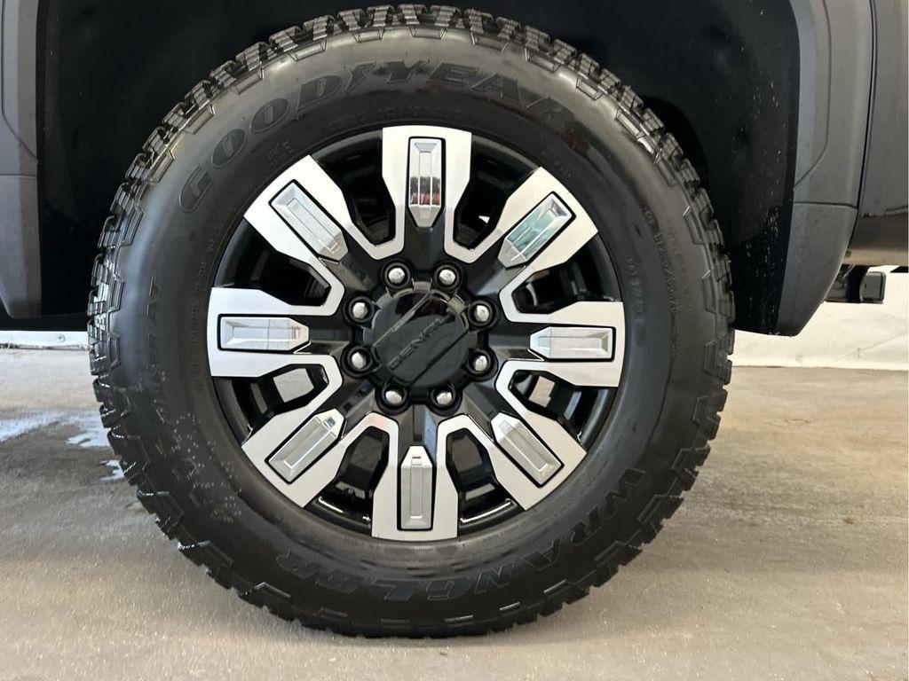 new 2025 GMC Sierra 2500 car, priced at $85,975