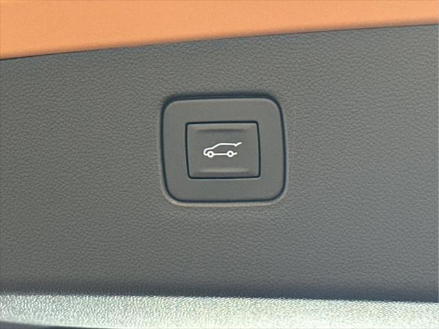 new 2025 Buick Envista car, priced at $26,874