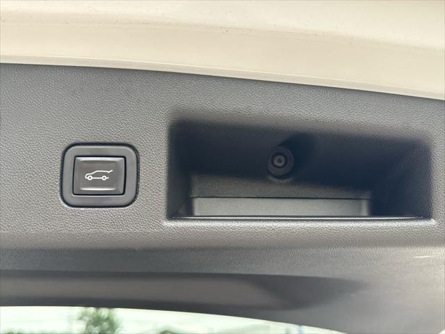 used 2022 Chevrolet Equinox car, priced at $22,500