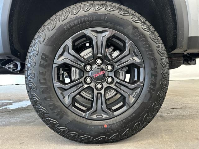 new 2025 GMC Canyon car, priced at $43,985