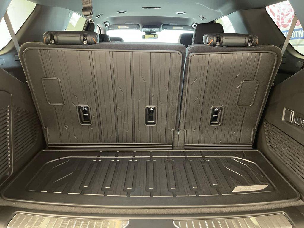 new 2025 GMC Yukon car, priced at $76,300