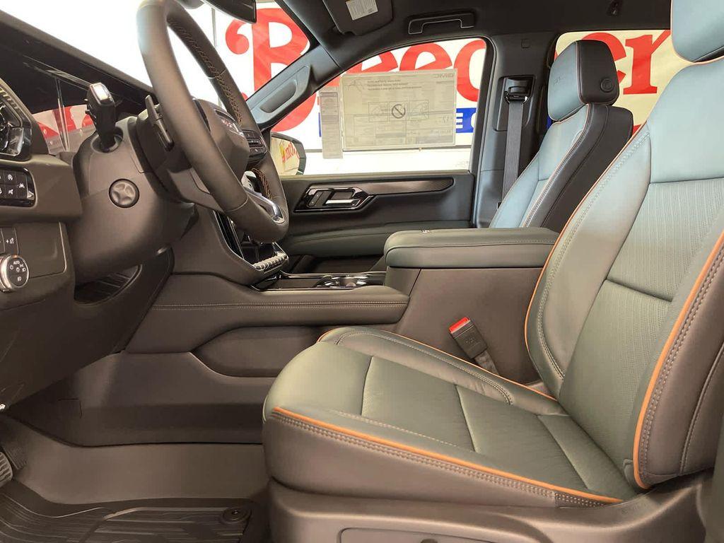 new 2025 GMC Yukon car, priced at $76,300