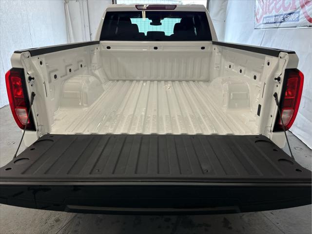 new 2025 GMC Sierra 1500 car, priced at $44,075